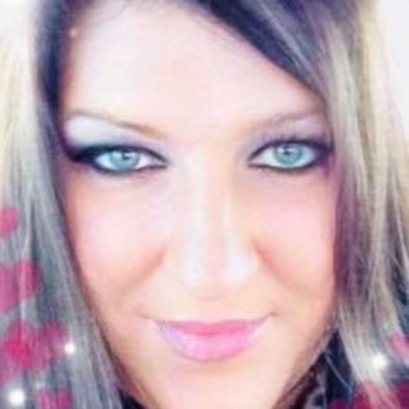 Meet your Posher, Mindy - Picture 1 of 1